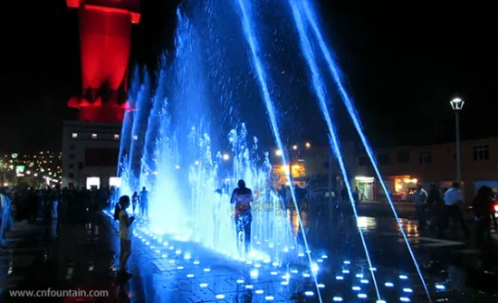 Fontana musicale da pavimento in acciaio inossidabile per l'asciugatura con luce RGB in Messico